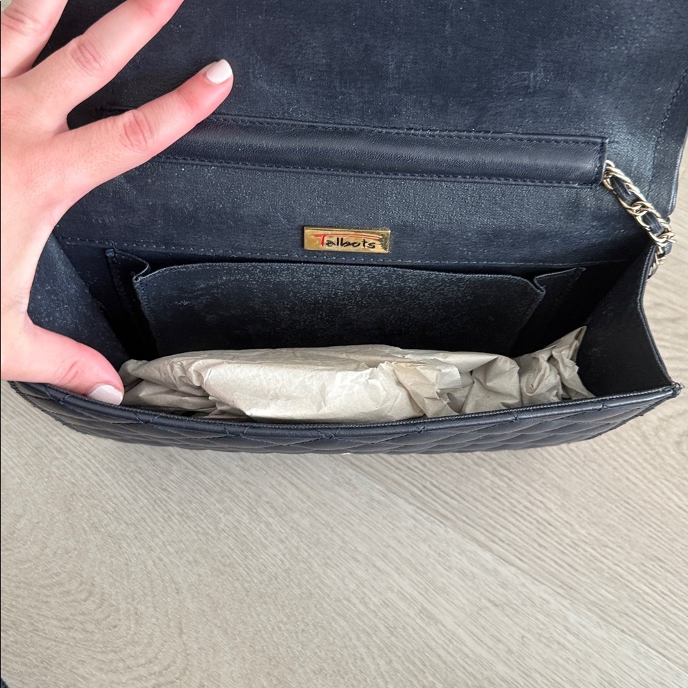 Talbots Quilted Leather Bag - Picture 3 of 6